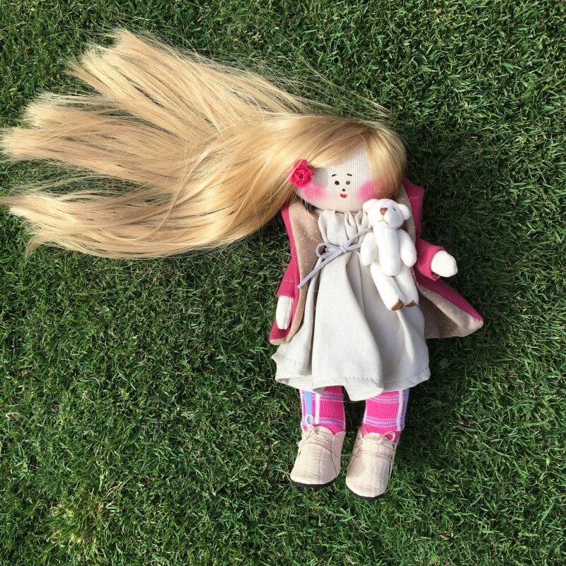 paf-doll-yellow