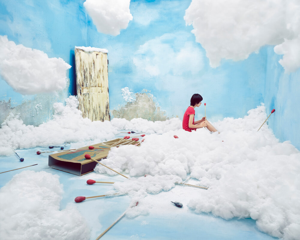 JeeYoung Lee the little match girl_160x128cm_Inkjet print_2008