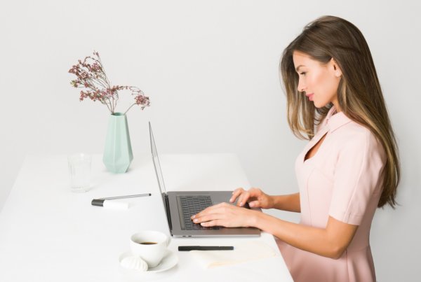 Creative Business Ideas For Women (That You Can Do From Home)