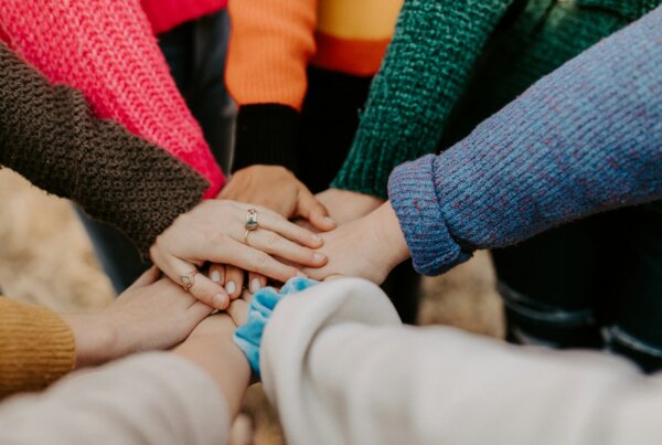 Building a Support System - Leveraging Networks and Communities for Productivity